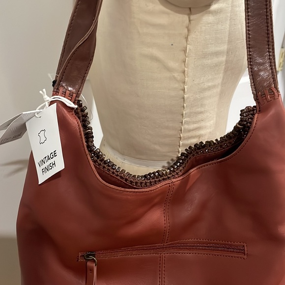 NWT THE SAK Leather Vintage Finish Shoulder Bag Brick Red - Picture 4 of 8